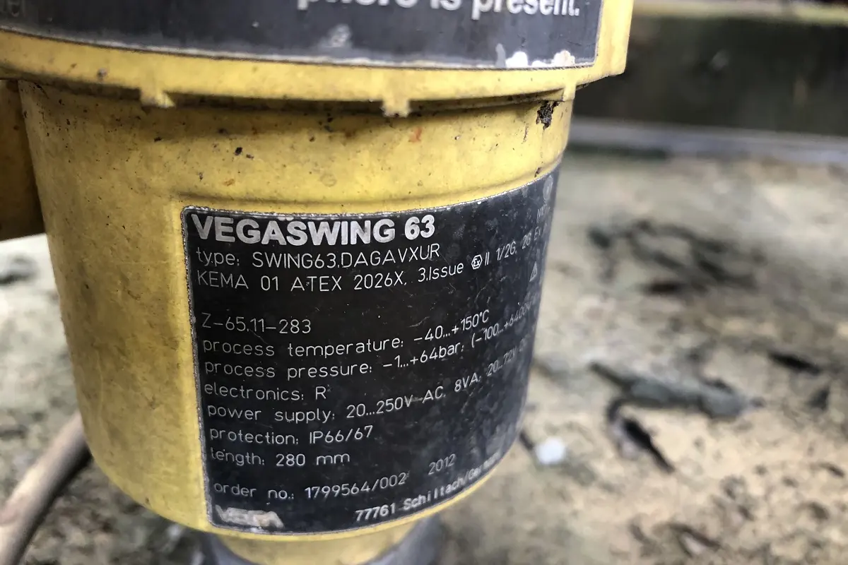 28 1 Level Switch VEGA VEGASWING63 for batteries, dc systems, chemicals and hazardous items, product-family capability