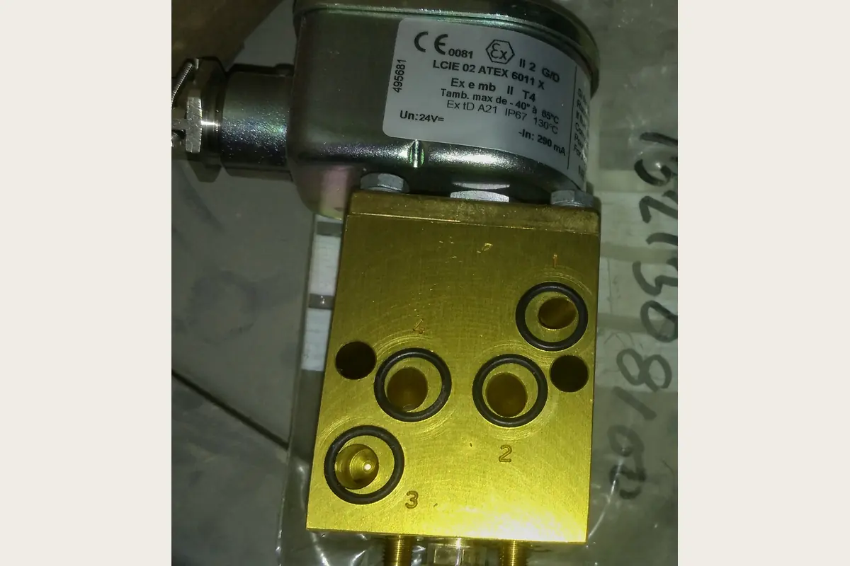 Valve Lucifer for bearings, rotating equipment and mechanical spares, team-handled supply reference