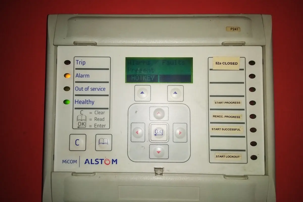06. Motor Protection Relay for grid protection, switchgear and current transformers, team-handled supply reference